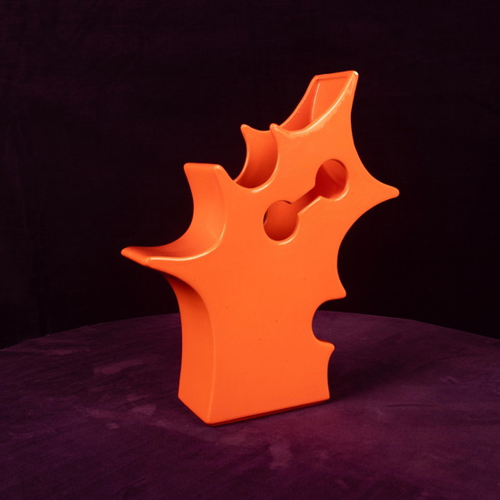 Abstract Oranje Keramische Sculpturale Vaas, Postmodern Space Age, Italië, 1980 – Vazen, Ceramic (photo 2 of 19)