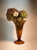 Bernsteinfarbene Art-Deco-Vase