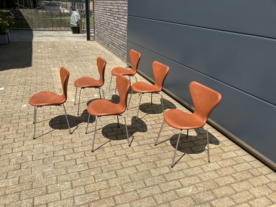 Image 1 of Fritz Hansen serie 7 Sillas Butterfly en cuero coñac ¡¡¡NUEVO!!!