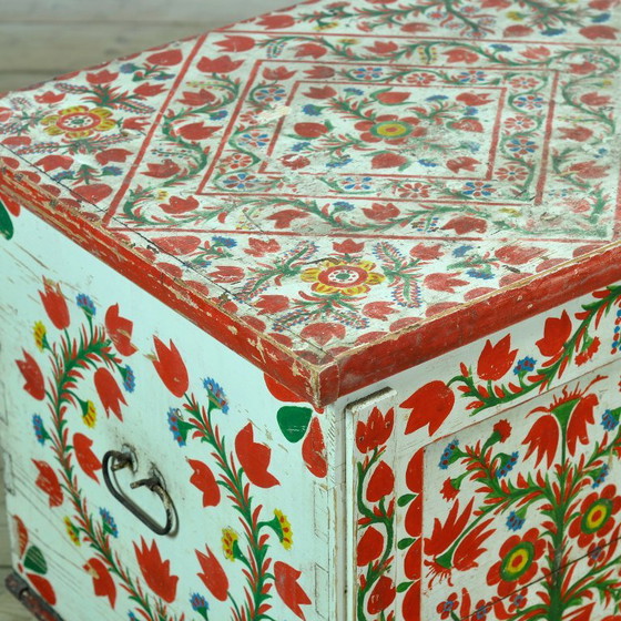 Folk art bridal chest, dated 1943 – Furniture, Iron, Wood (photo 6 of 14)