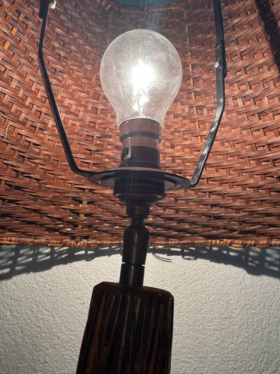 Image 1 of Lámpara floral madera tallada años 60