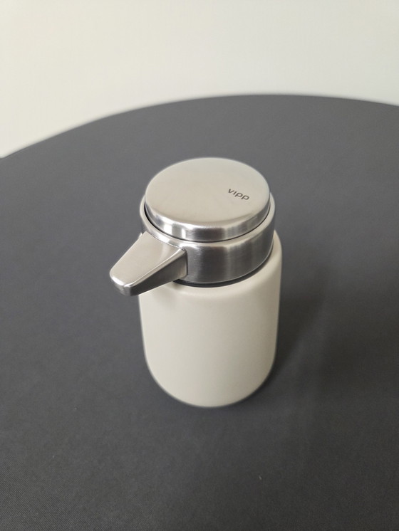 Image 1 of Distributeur de savon Vipp 9 beige - Neuf sous emballage