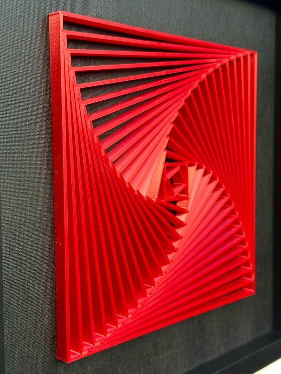 Image 1 of 3D-gedrucktes geometrisches Spiralkunstwerk – Seiden-PLA auf Leinwand – Gerahmte, limitierte Auflage (2026)