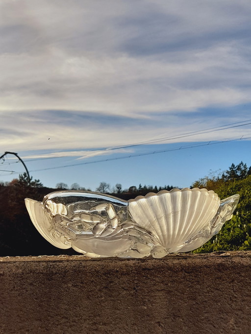 Mikasa crystal salad bowl with seashell and crab design