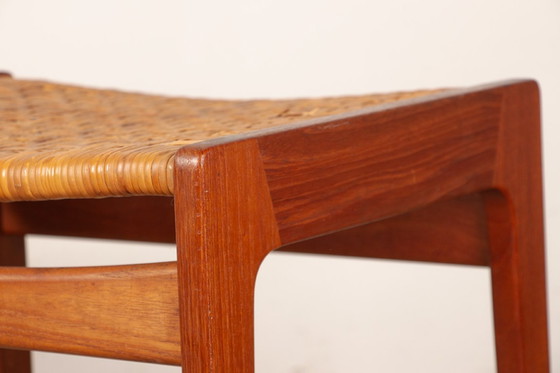 Image 1 of Coppia di sgabelli danesi in teak e paglia di Peter Hvidt, 1960.