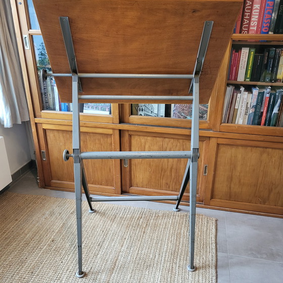 Image 1 of Table et chaise d'architecte Friso Kramer