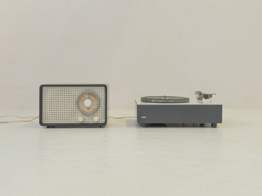 BRAUN Radio SK 25 et tourne-disque PS2