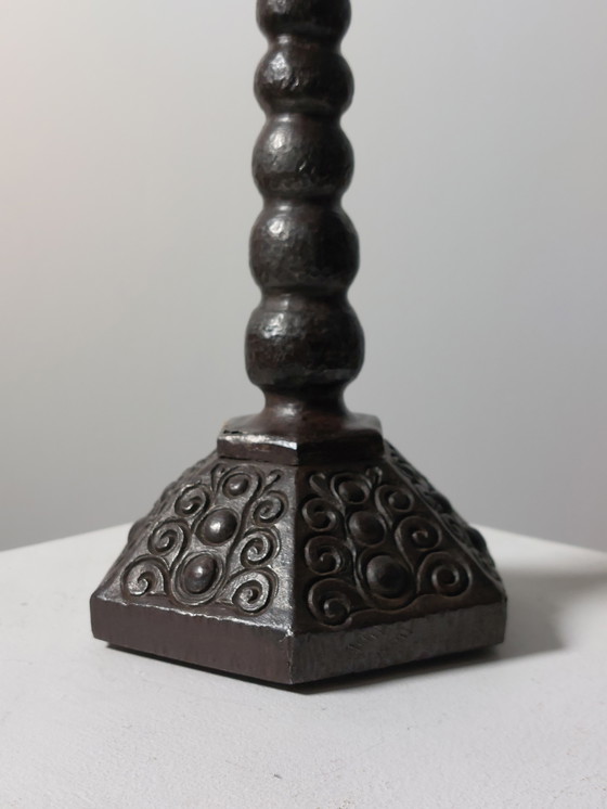 Image 1 of Candeliere menorah in metallo forgiato a cinque braccia