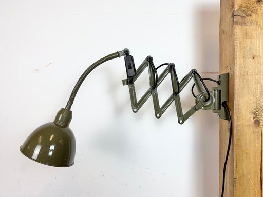 Green Industrial Military Gooseneck Scissor Wall Lamp from Elektroinstala, 1960s