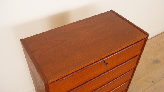 Vintage Danish Chest of Drawers | Teak | 6 Drawers | 123 cm – Wood (photo 6 of 10)