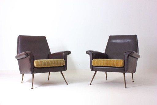 Due poltrone italiane moderniste