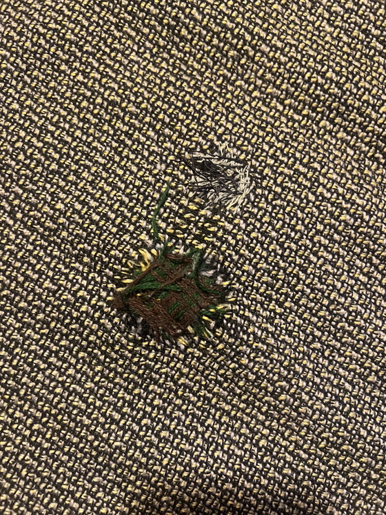 Image 1 of Leolux bank met beschadiging 