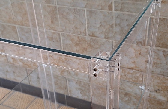 Image 1 of Vintage Italiaanse serveerwagen van plexiglas en glas, 1980