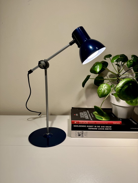 Image 1 of Veneta Lumi Massive Lampe de bureau bleu métallique 80S