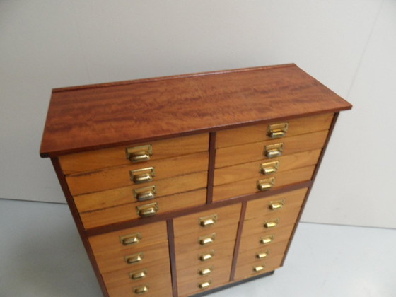 Classeur vintage en acajou avec tiroirs – Commodes, Wood (photo 2 of 10)