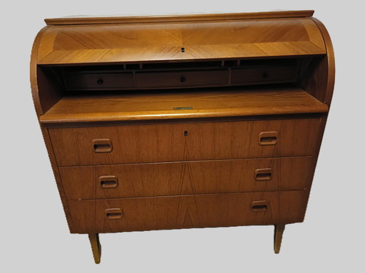 Vintage secretaire met roldeur en uitschuifbaar werkblad ontworpen door Deense ontwerper