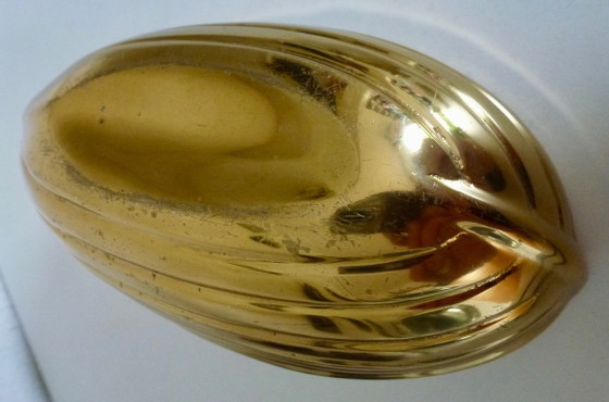 Brass boat sculpture on wooden base, Decorative Objects, Gold, Vintage (photo 11 of 12)