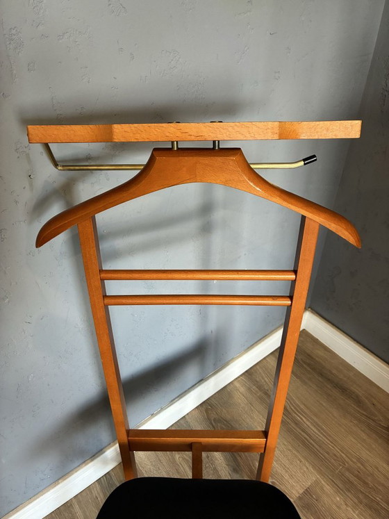 Fratelli Reguitti valet stand, beech, brass and vinyl, 1950s, Coat racks, Wood, Brown (photo 3 of 8)