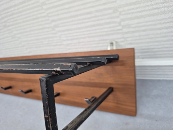 Appendiabiti da parete vintage. In teak con dettagli in metallo, anni '60. – Wood (photo 4 of 11)