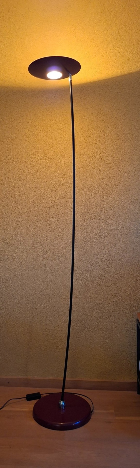 Image 1 of Lampadaire rouge Hala Zeist vintage, uplighter.