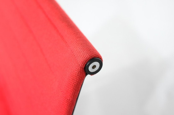Image 1 of Sessel „EA 117“ von Charles Ray Eames für ICF USA 1969.