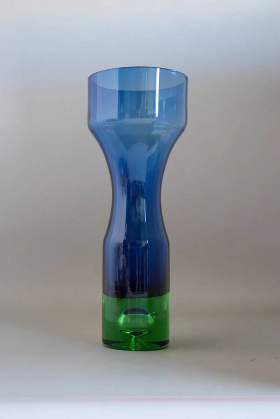 Image 1 of Mid-century modern Scandinavian bright blue and emerald green glass vase from Borgström Åseda, Sweden