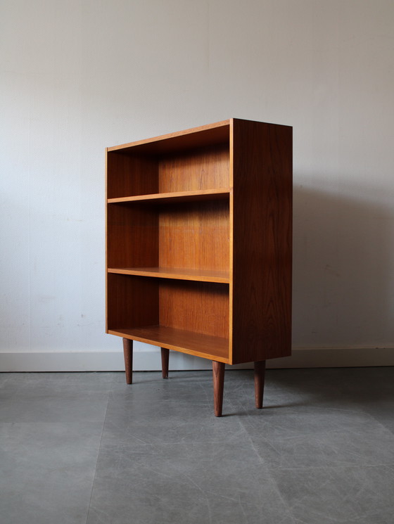 Image 1 of Vintage Deense boekenkast in teak