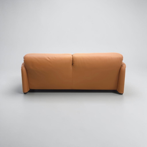 Canapé Cassina Maralunga avec pouf, canapé en cuir, pouf en cuir, cognac
