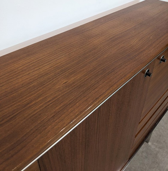 Image 1 of Vintage teakhouten dressoir uit de jaren 60