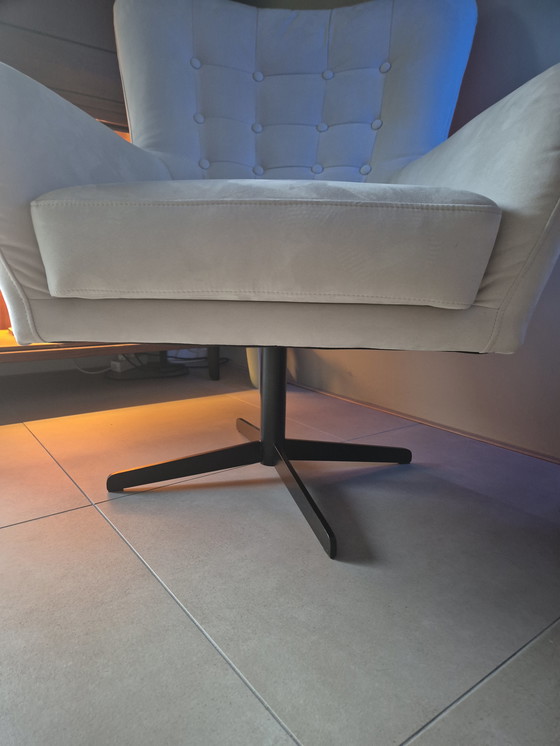 Image 1 of Urban Sofa by Ira Ness