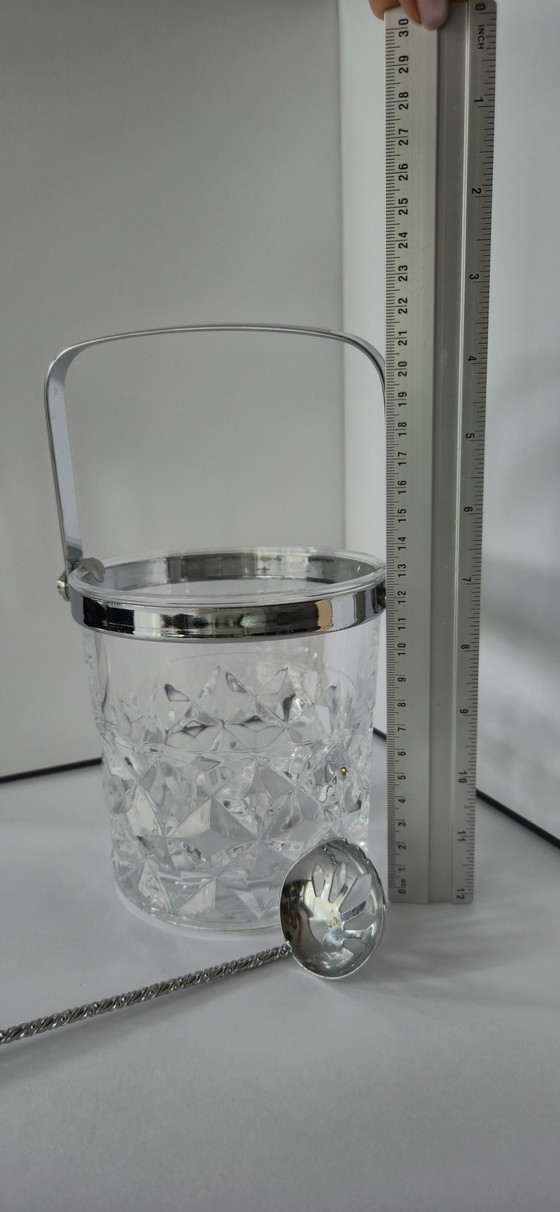 Image 1 of Seau à glace en cristal taillé Cristal d’Arques – design diamant – années 60/70
