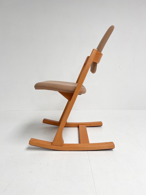 Image 1 of Chaise d'équilibre Stokke Pendulum par Peter Opsvik, années 1980