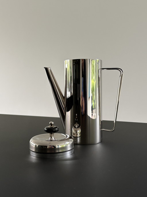 Elegante cafetera vintage de los años 70, bañada en plata, marca PM Italy.