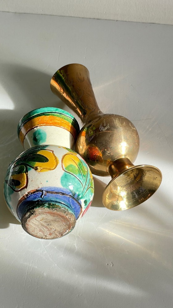 Image 1 of Vasi in ceramica vintage realizzati a mano con ottone cesellato