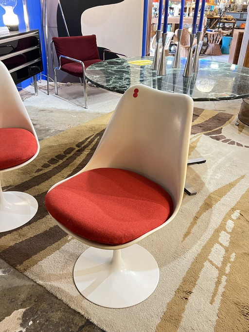Saarinen Knoll tulpenstoelen