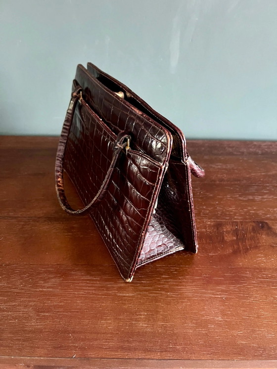 Sac à main vintage en cuir gaufré effet croco avec portefeuille assorti, années 60, Sac à main en cuir Mid (photo 6 of 8)