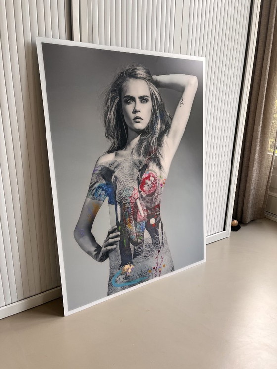 Image 1 of Arno Elias – I’m Not A Trophy-serie - Cara Elephant