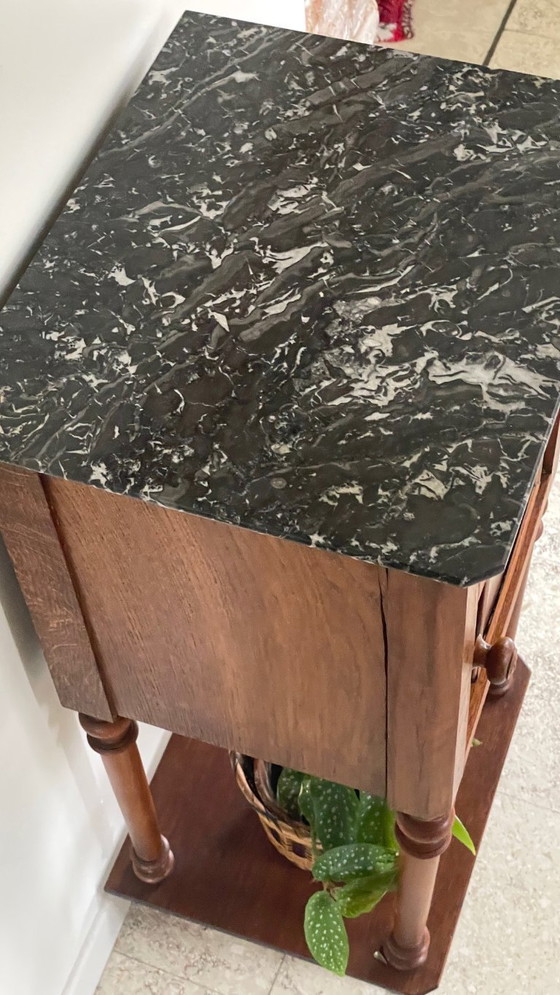 Image 1 of Antiker Nachttisch aus Holz und Marmor