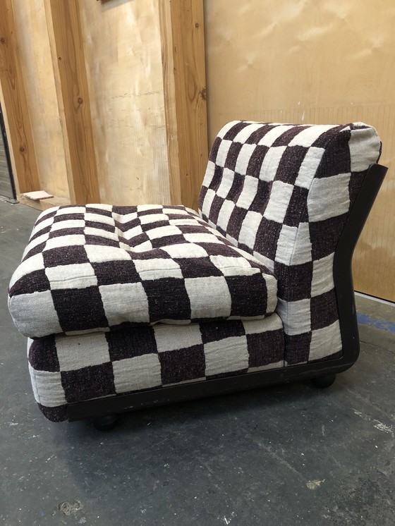 Image 1 of Amanta BB Italia nouveau gestoffeerd