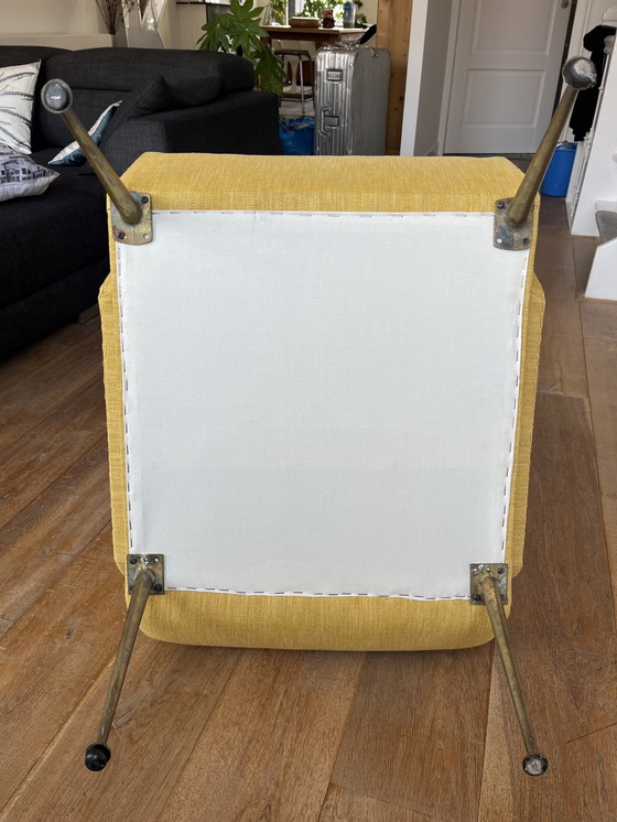 Image 1 of Fauteuil jaune Italie 50/60s