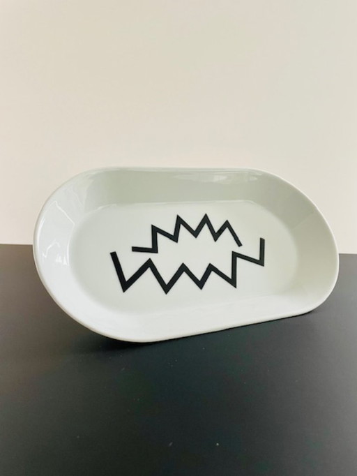 Bol IKEA VÄRDERA à motif graphique – un classique du design