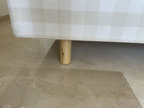 Basi letto Hästens con materassi, a quadri beige e bianchi, Materassi e reti, Tessile, Legno (foto 2 di 5)