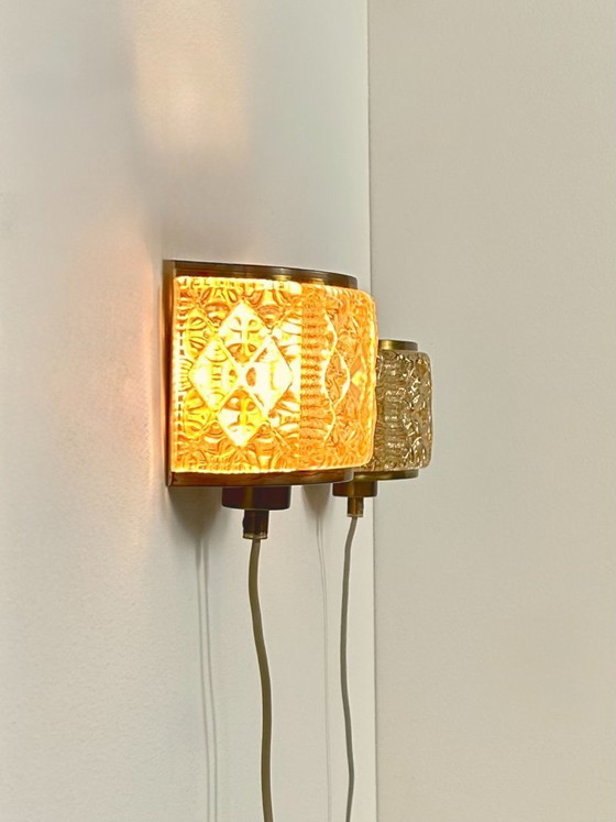 Image 1 of Paire d’appliques vintage, verre Murano et laiton, Suède, 1960