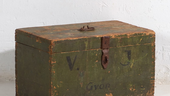 Petit coffre ancien vert (c.1920) #4 – Armoires de rangement, Rustic (photo 3 of 28)