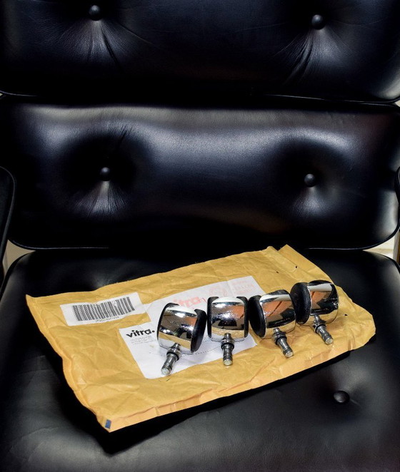 Image 1 of Vitra Eames Lobby Chair ES 108 in black leather and chrome