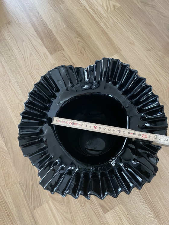 Image 1 of Vaso a ventaglio Leonardo nero