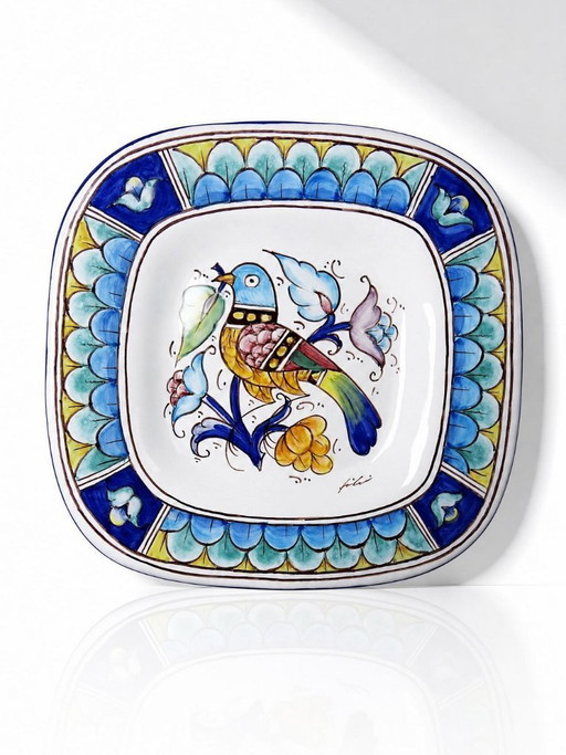 Large vintage Italian wall platter from Gubbio with bird decoration, painted earthenware