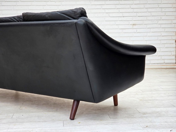 Image 1 of Jaren 60, Deens ontwerp van Aage Christensen, 3-zitsbank, leer.