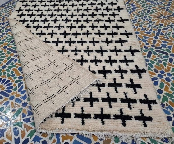 Image 1 of Marokkanischer Wollteppich – Einzigartiges Design, 200 cm x 300 cm