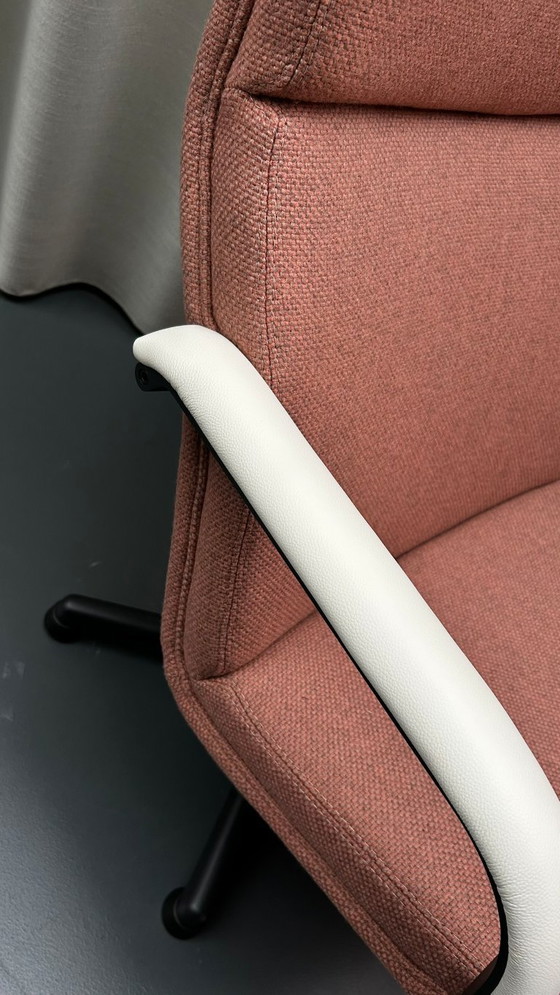 Image 1 of Poltrona Artifort F154